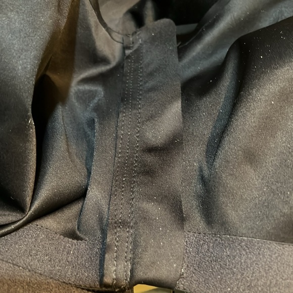 Sweaty Betty Black Strapless Bra with Front Zipper VICTORIA SECRET 40DD - Picture 5 of 6